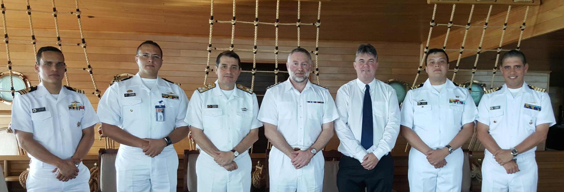 Delegaciones de Dimar y la Oficina Hidrográfica del Reino Unido