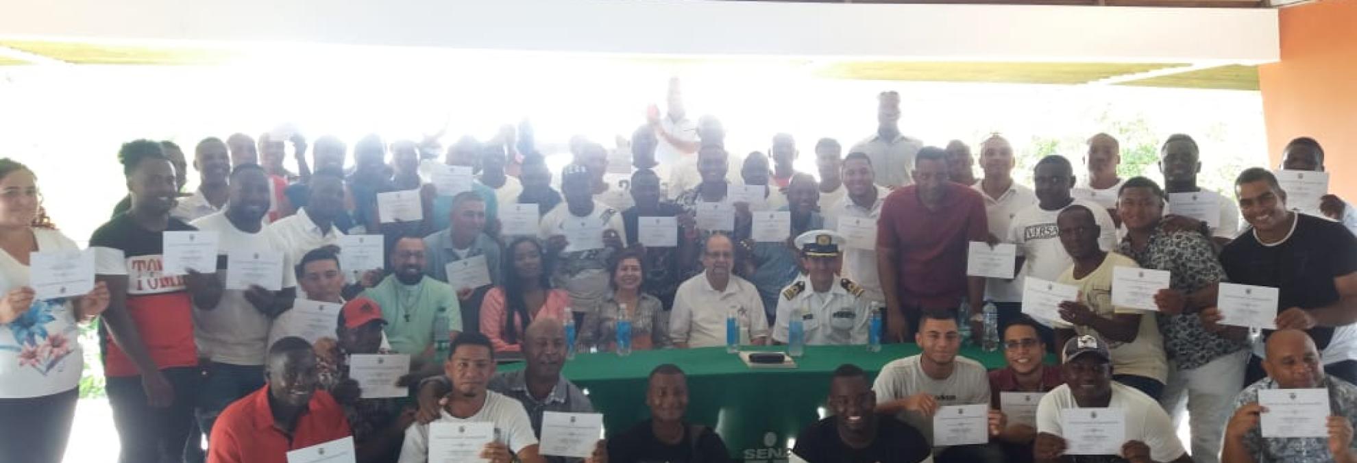 60 habitantes de Turbo certificados como motoristas costanero