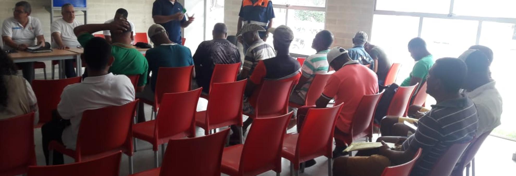 Autoridad Marítima liderar reunión con pescadores artesanales de Urabá. 