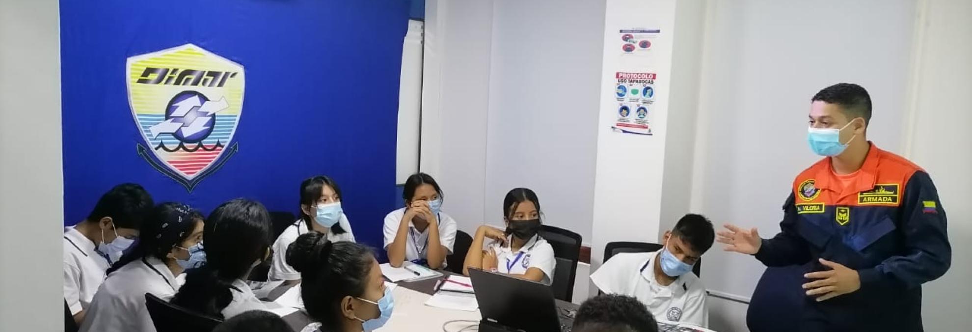 Dimar contribuye con la formación académica de los jóvenes de Leticia