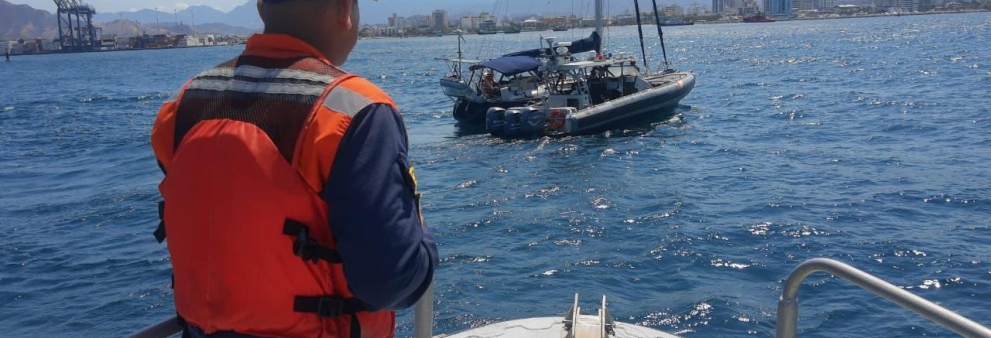 Dimar y Guardacostas rescatan velero de bandera francesa