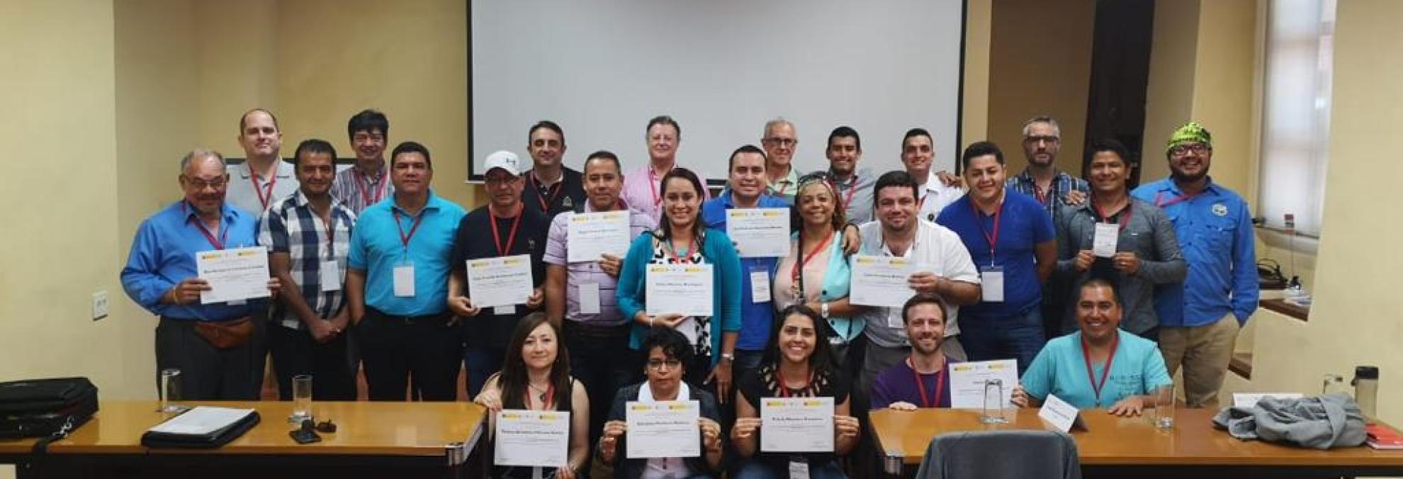 Dimar participa en curso de aplicaciones hidrometeorológicas