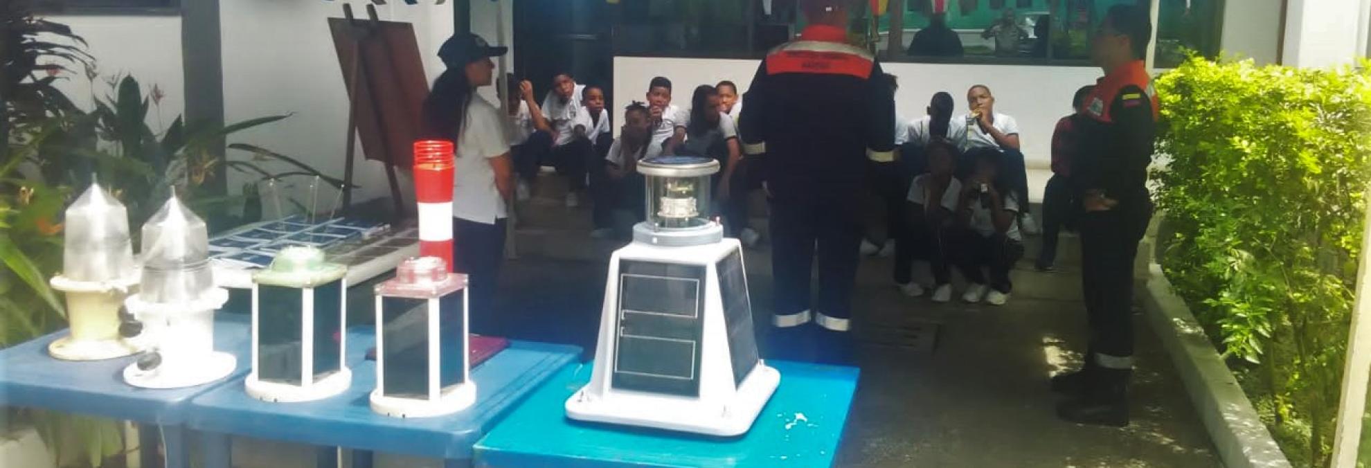 Dimar realizó taller “Todos somos gente de mar” con niños de Buenaventura