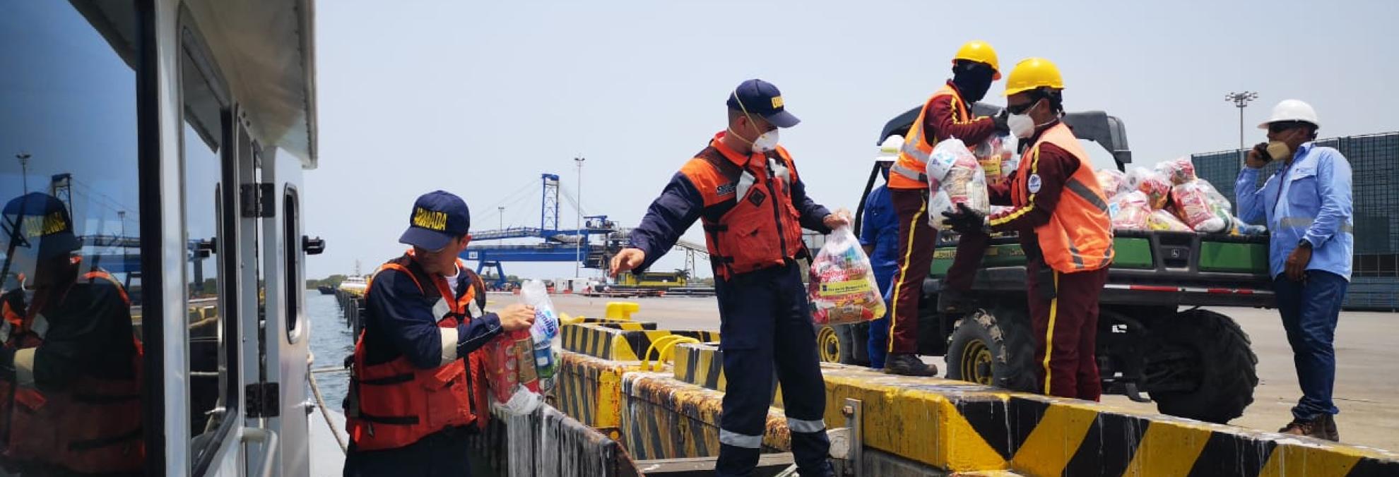Dimar y gremio portuario llevan ayudas a comunidades insulares de Cartagena