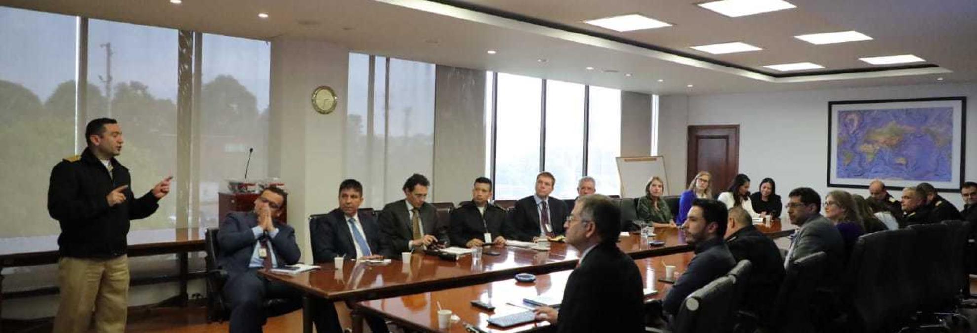 Dimar y empresas operadoras de hidrocarburos fijan escenarios de concertación de operaciones costa afuera