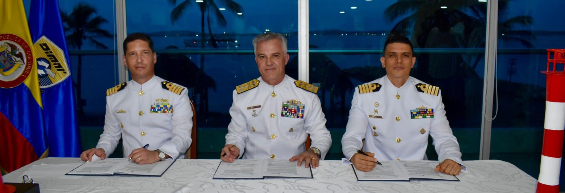 El cartagenero Capitán de Navío Alberto Luis Buelvas Susa asume como nuevo Capitán de Puerto de la Heroica