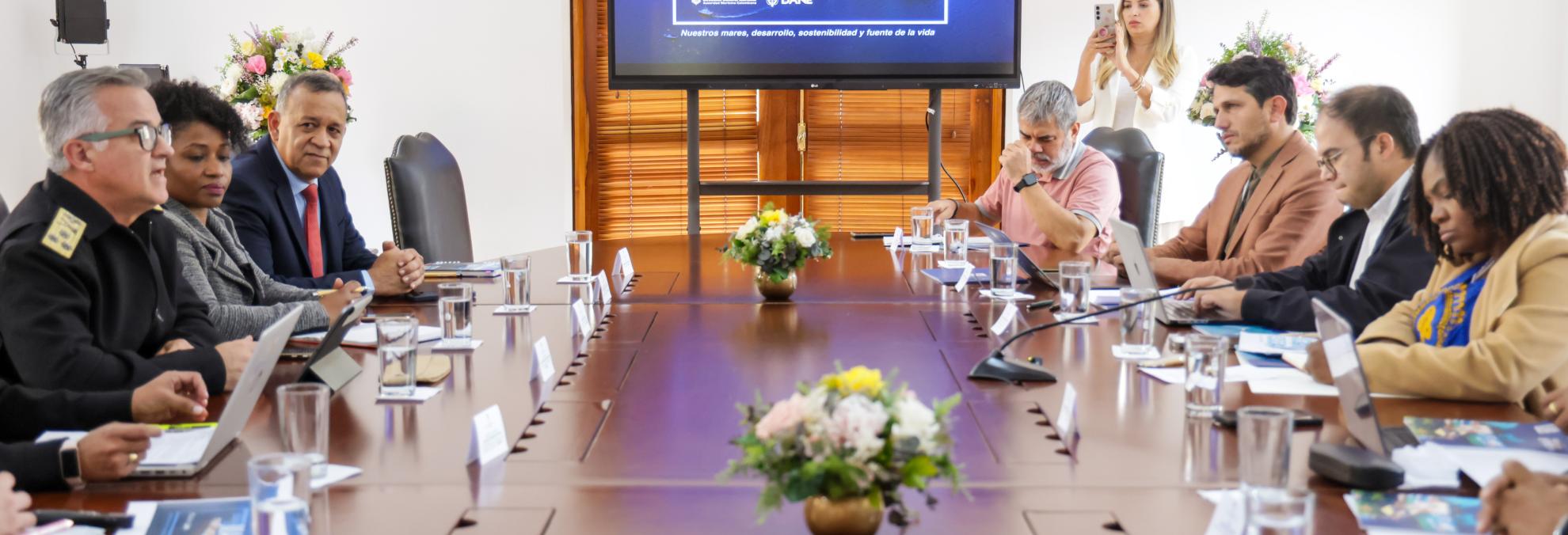 Vicepresidencia y DIMAR trabajan con la  Cuenta Satélite del Sector Marítimo Colombiano, clave para seguir avanzando en la Política de Desarrollo Integral del Pacífico
