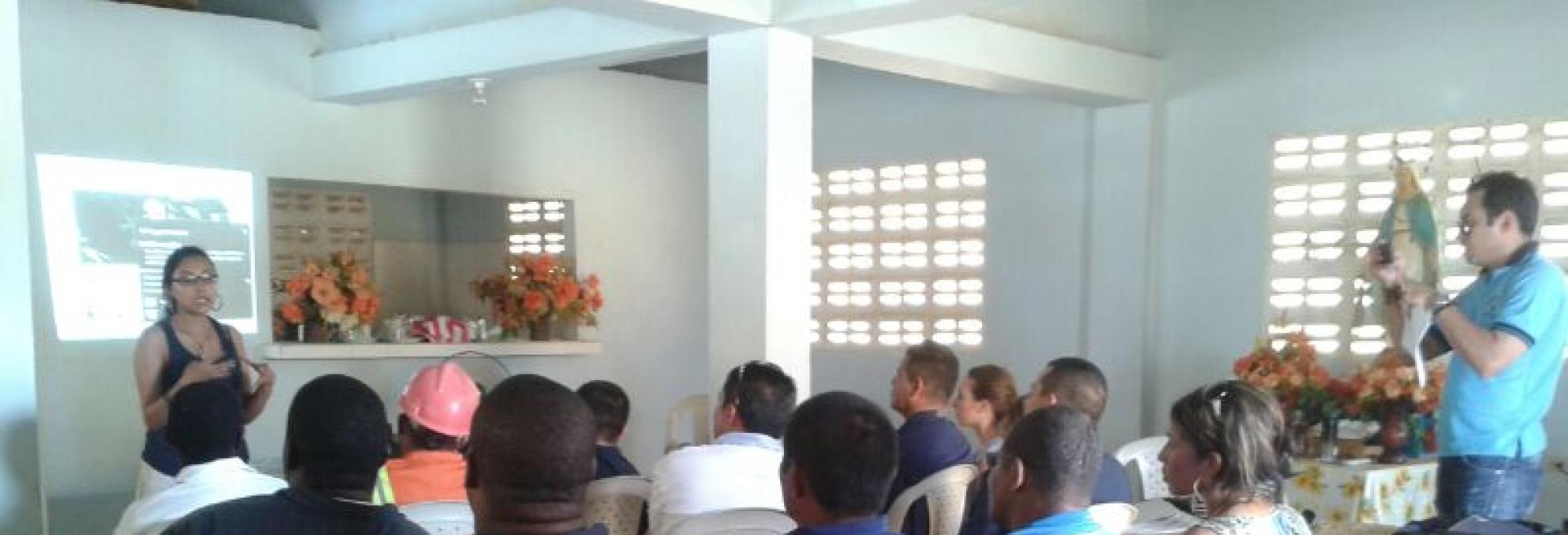 Charlas ambientales en La Guajira