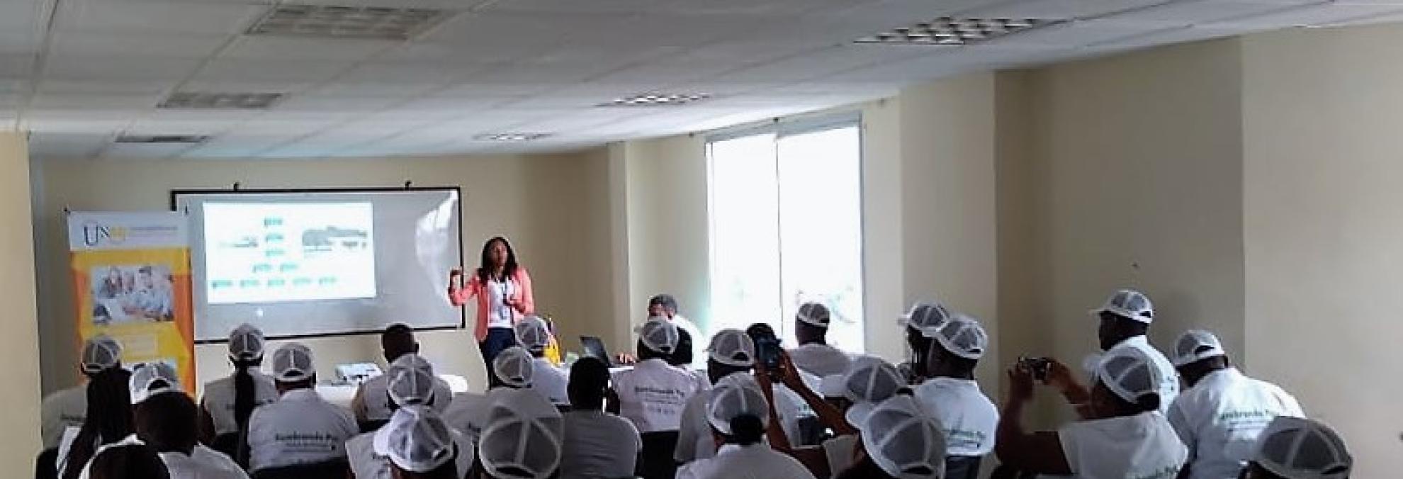 Dimar participa en seminario taller sobre “Influencia de las variaciones climáticas en la producción agrícola del Pacífico colombiano”