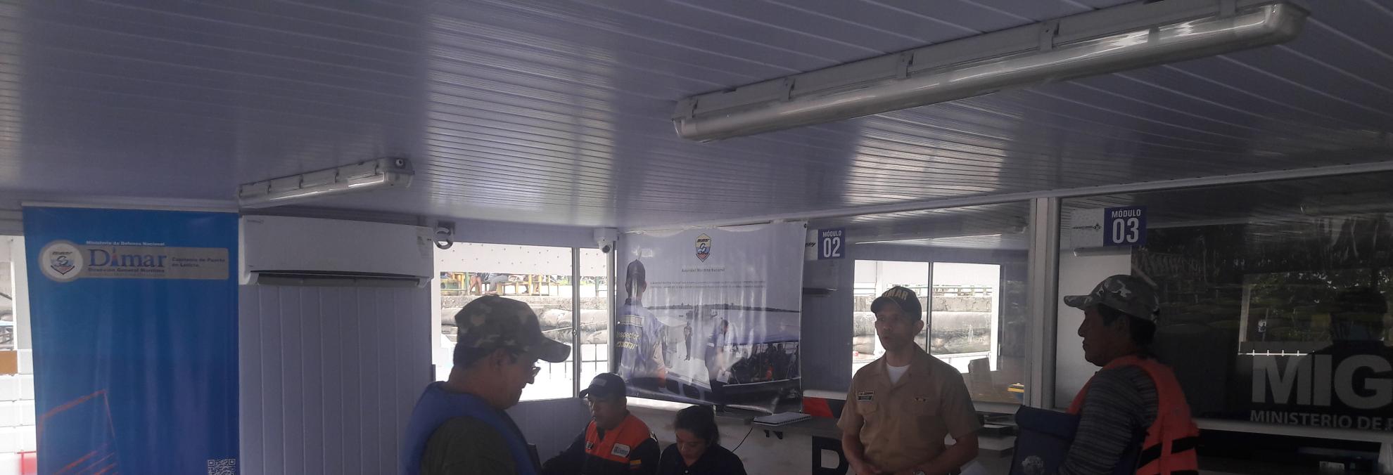 Dimar realiza controles en tráfico fluvial internacional trifronterizo en el puerto de Leticia