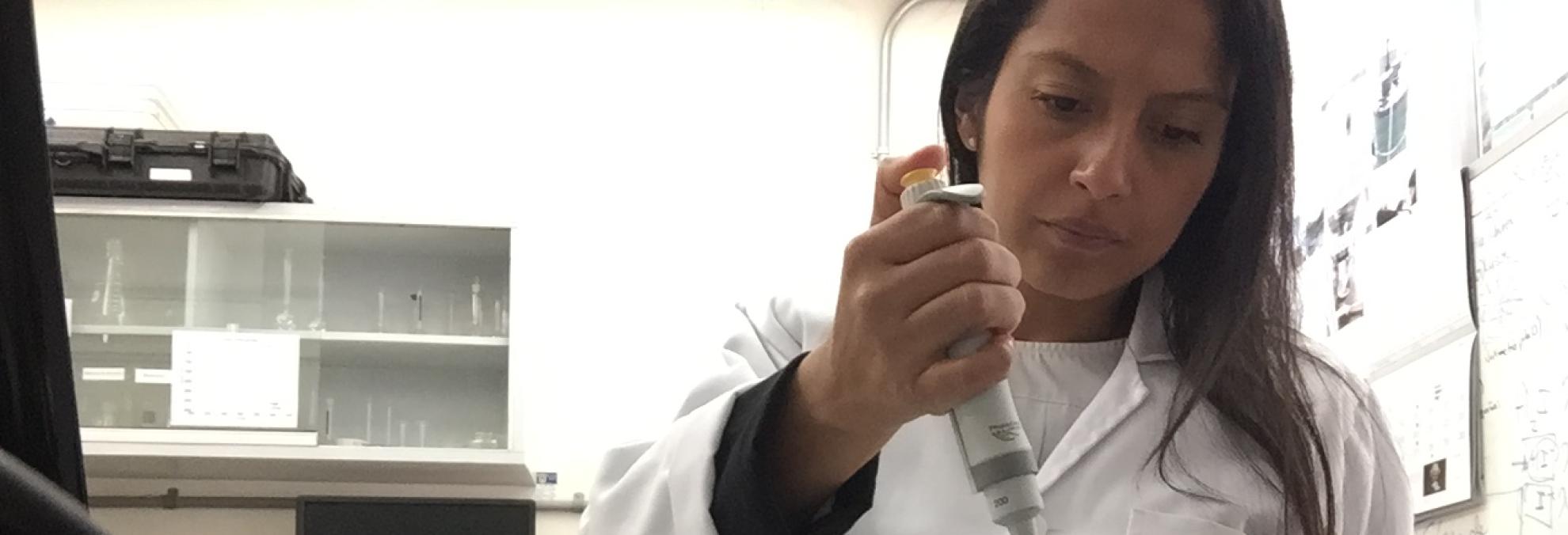 Investigadora de Dimar participa en estancia académica en la Universidad Autónoma de Baja California