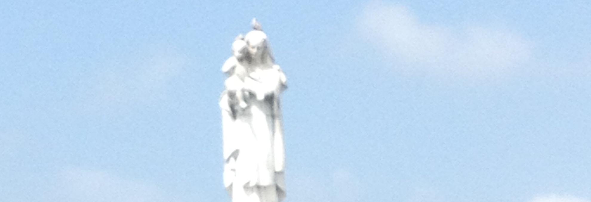 Virgen del Carmen ubicada en la Bahía de Cartagena