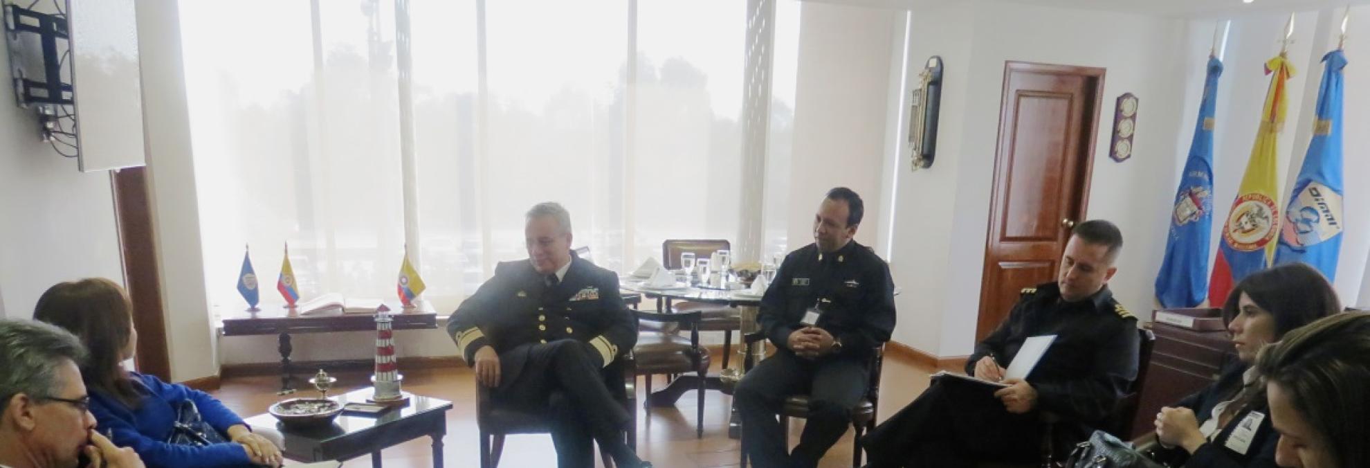 Reunión Viceministra de Comercio, Industria y Turismo y Director General Marítimo.
