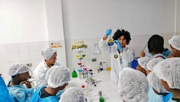 Dimar trabaja por la consolidación de la cultura ambiental y científica de los jóvenes de Tumaco, Nariño