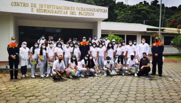 Colegio Los Amigos de la Ciencia visitó las instalaciones de la Capitanía de Puerto de Tumaco y del CCCP