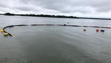 DIMAR y autoridades de Buenaventura unen capacidades para atender emergencia en el Estero San Antonio