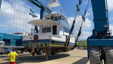 La Dirección General Marítima coordinó el reflote de yate hundido en la ciénaga de Cholón
