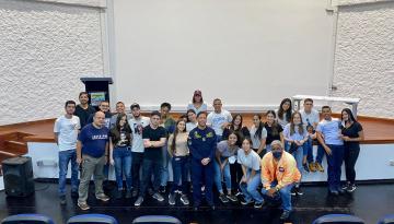 Dimar trabaja con las instituciones educativas para fortalecer el conocimiento de los jóvenes del Pacífico Colombiano 