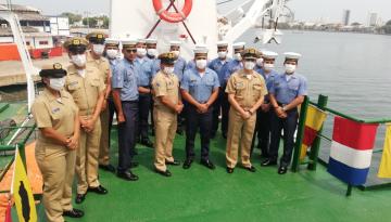 Dimar celebró ceremonia de ascensos de un grupo de tripulantes