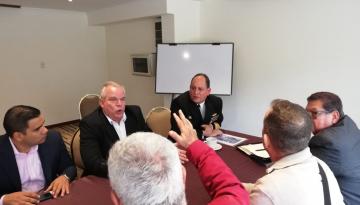 Director General Marítimo lidera mesas de trabajo con pilotos prácticos de Colombia