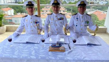 El Capitán de Fragata Julio César Monroy Silvera asume como nuevo Capitán de Puerto de Santa Marta