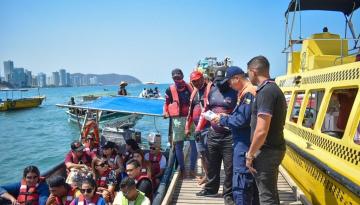 Controles de seguridad durante el puente festivo para las 731 naves que se movilizaron en Santa Marta