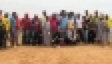 Dimar participa en jornada de limpieza de playas en Cabo de la Vela
