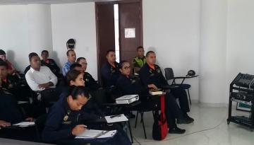 Dirección General Marítima capacita a funcionarios públicos en Buenaventura, Valle del Cauca