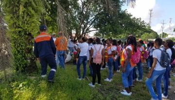 Playas de El Bajito en Tumaco se benefician de jornada de limpieza realizada por Dimar